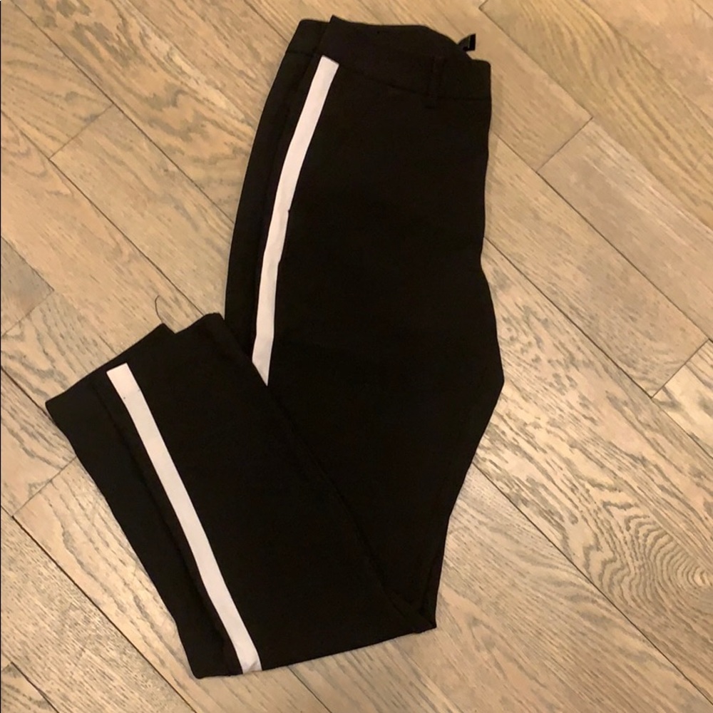 FOREVER 21 XS black slacks pants with stripe